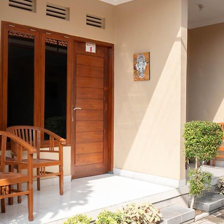 Reddoorz Near Buleleng Harbour 2 Hotel Singaraja  Bagian luar foto