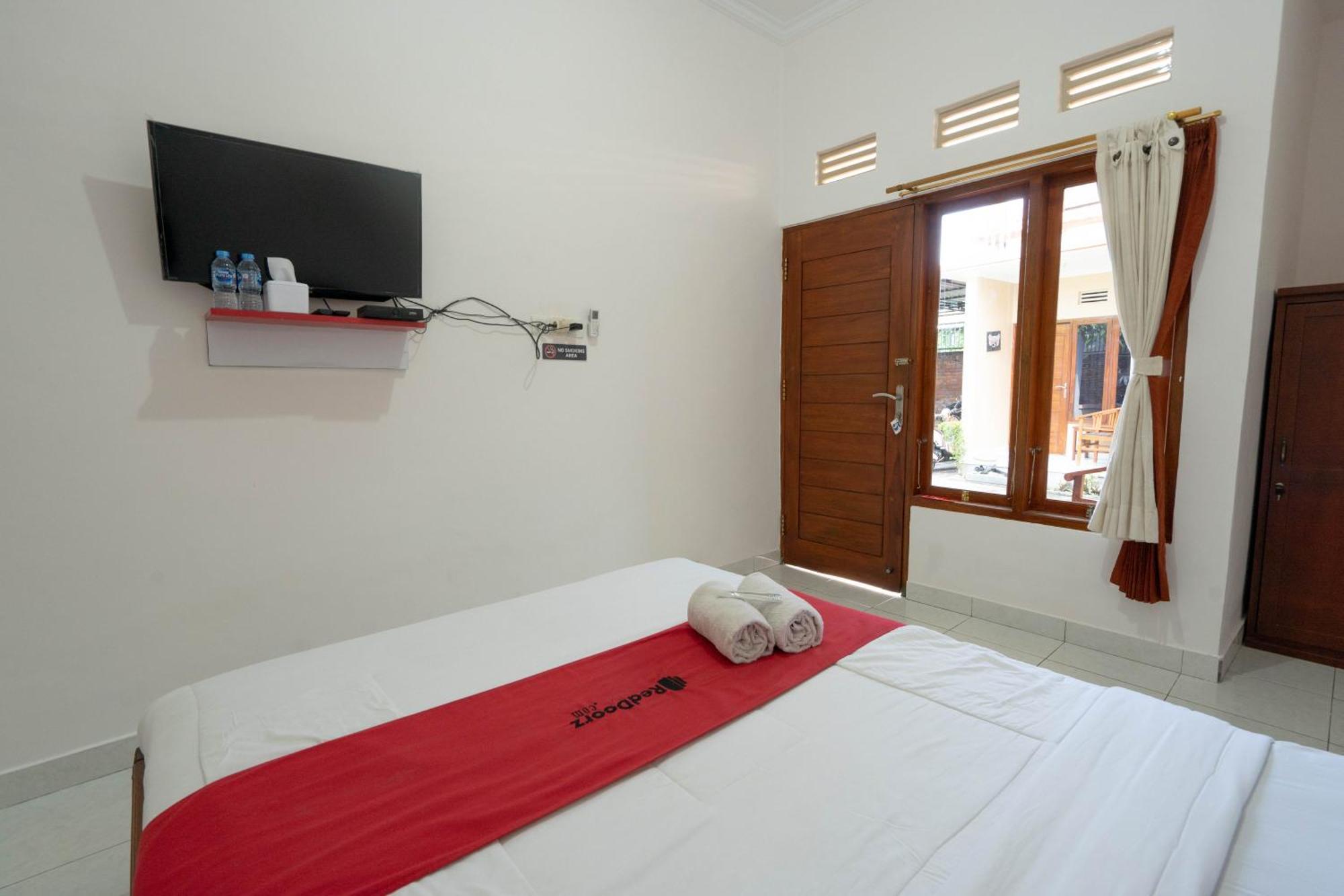 Reddoorz Near Buleleng Harbour 2 Hotel Singaraja  Bagian luar foto